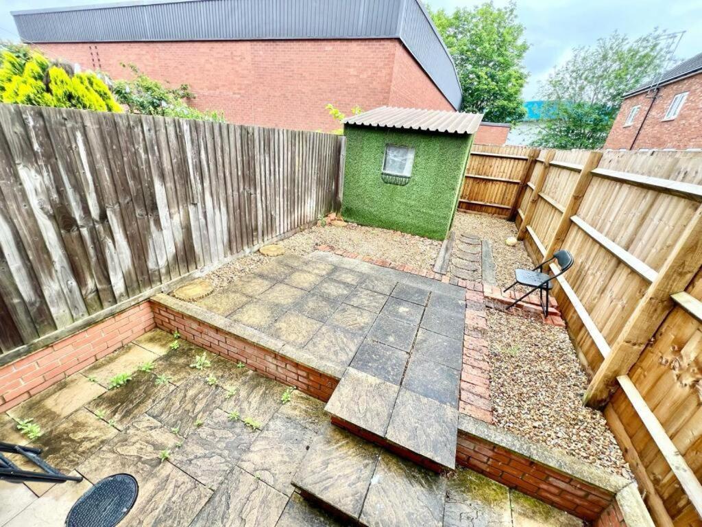 Lovely Spacious Room Near Train Station And University Dallington  Exterior foto